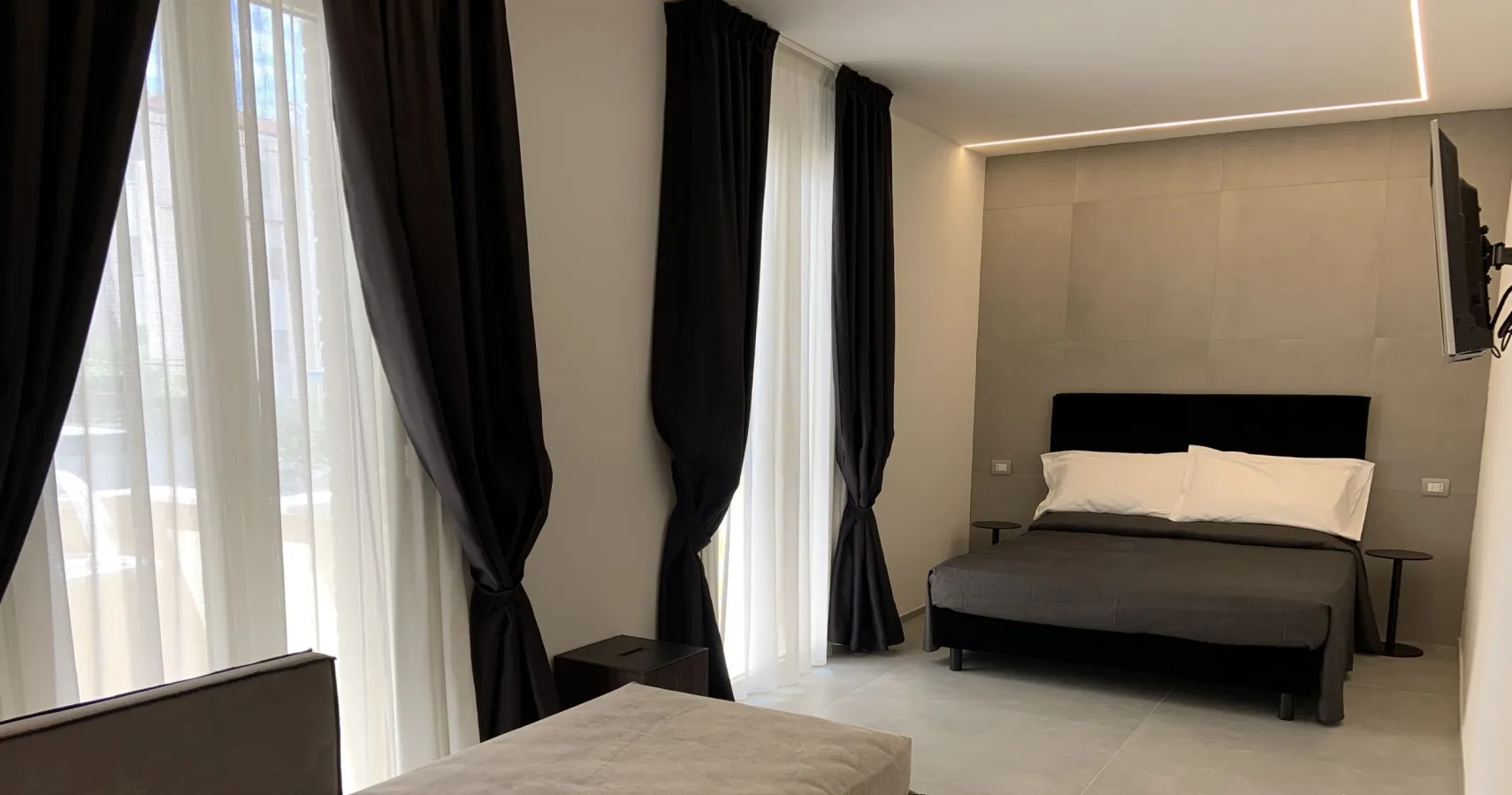 Slider Image 11